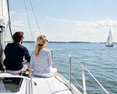Wat kost een scheepscharter op het IJsselmeer?